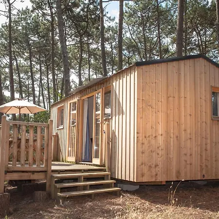 Camping Wellness Sport - La Dune Bleue *