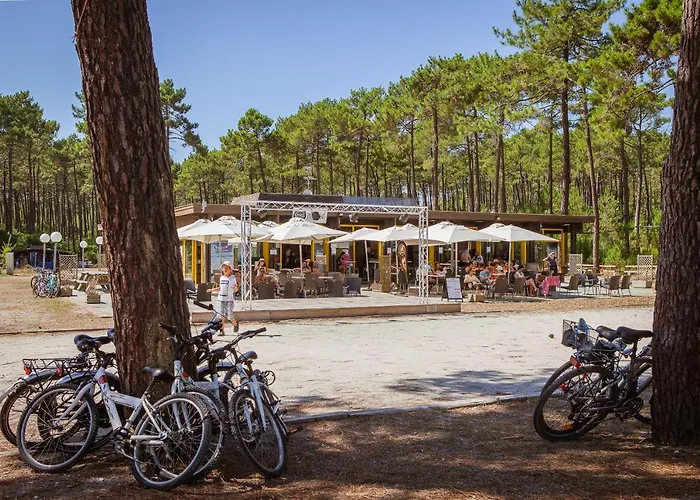 Camping Wellness Sport - La Dune Bleue *